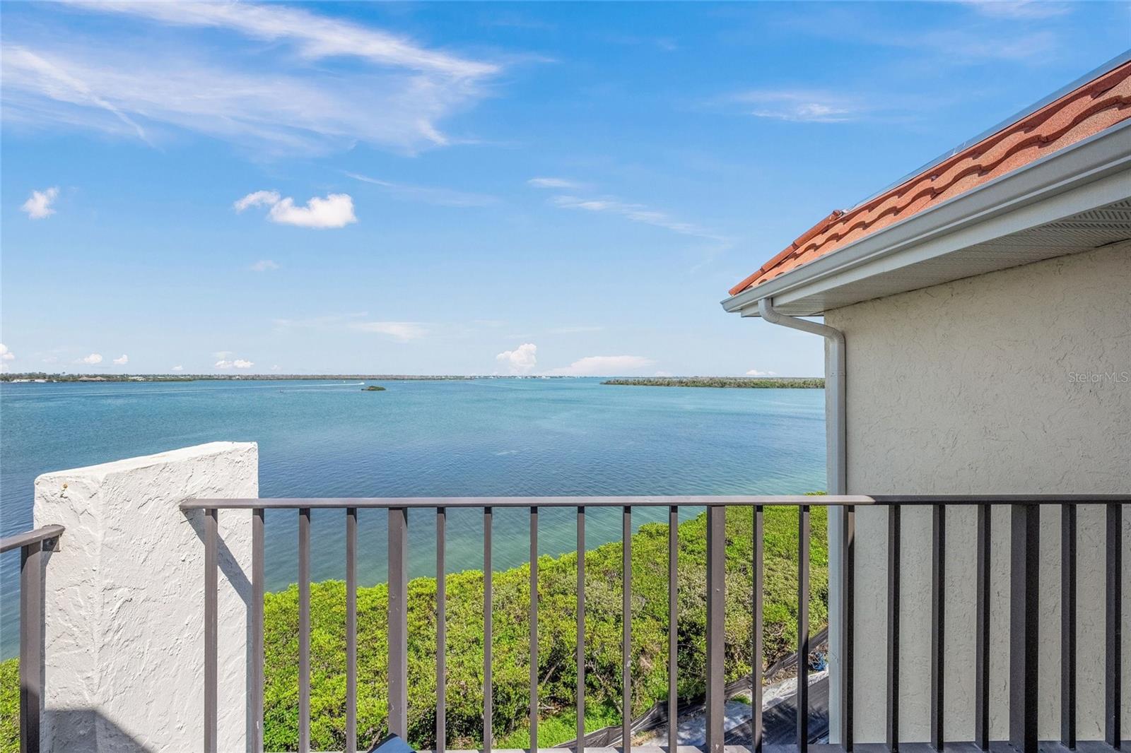 SANDPIPER KEY BLDG 05 - Residential