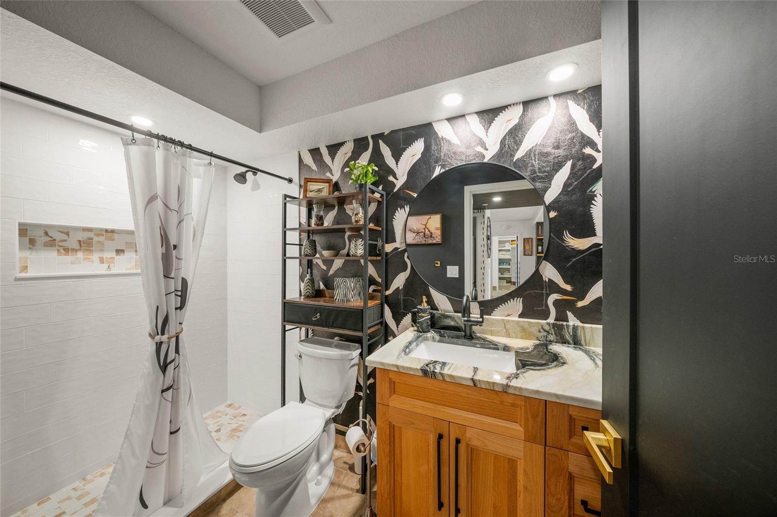 SANDPIPER KEY BLDG 05 - Residential