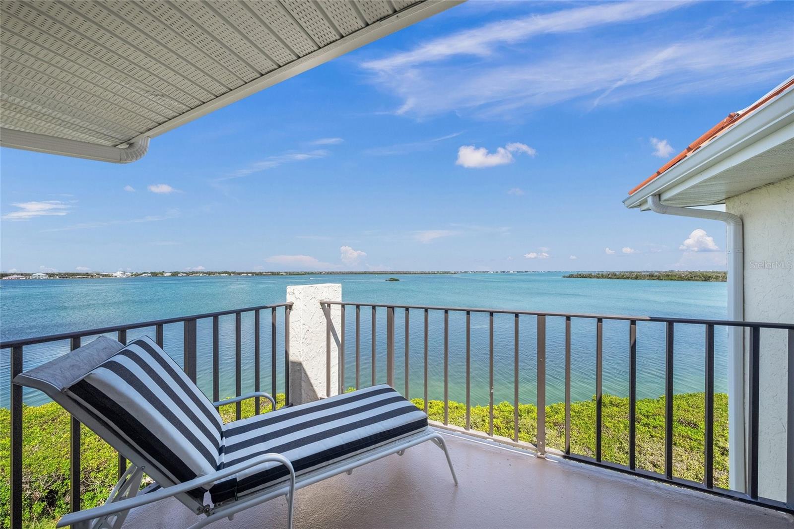 SANDPIPER KEY BLDG 05 - Residential