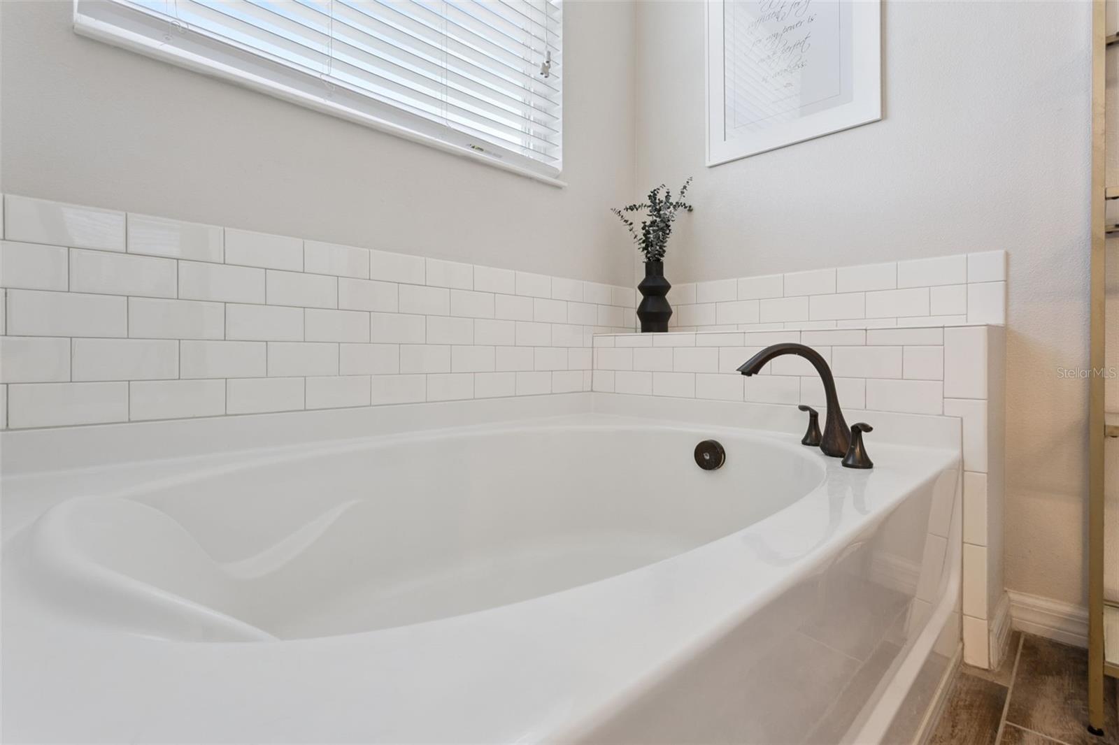 RANDAL PARK PH 2 - Residential