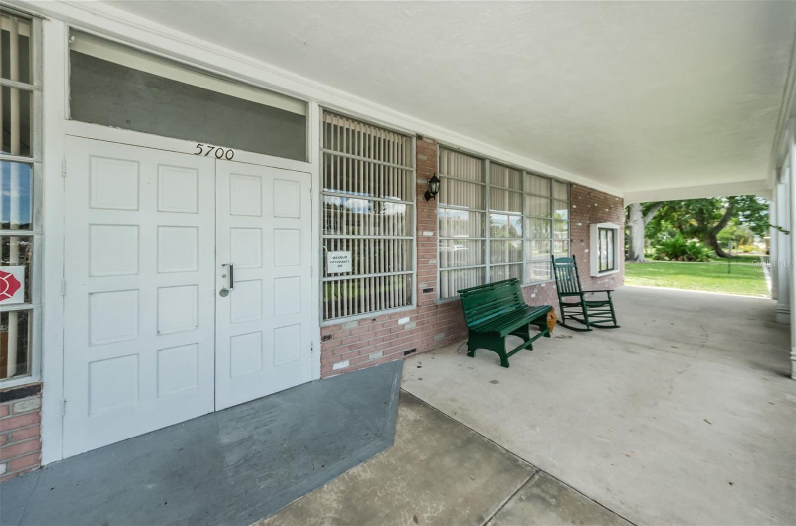 CLEARVIEW OAKS CONDO - Residential