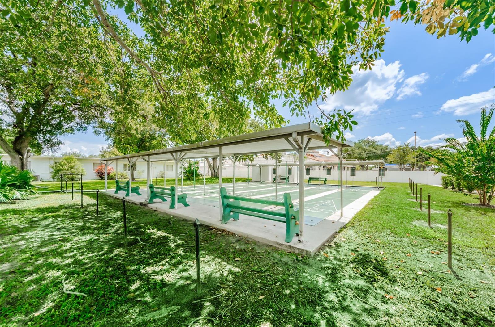CLEARVIEW OAKS CONDO - Residential