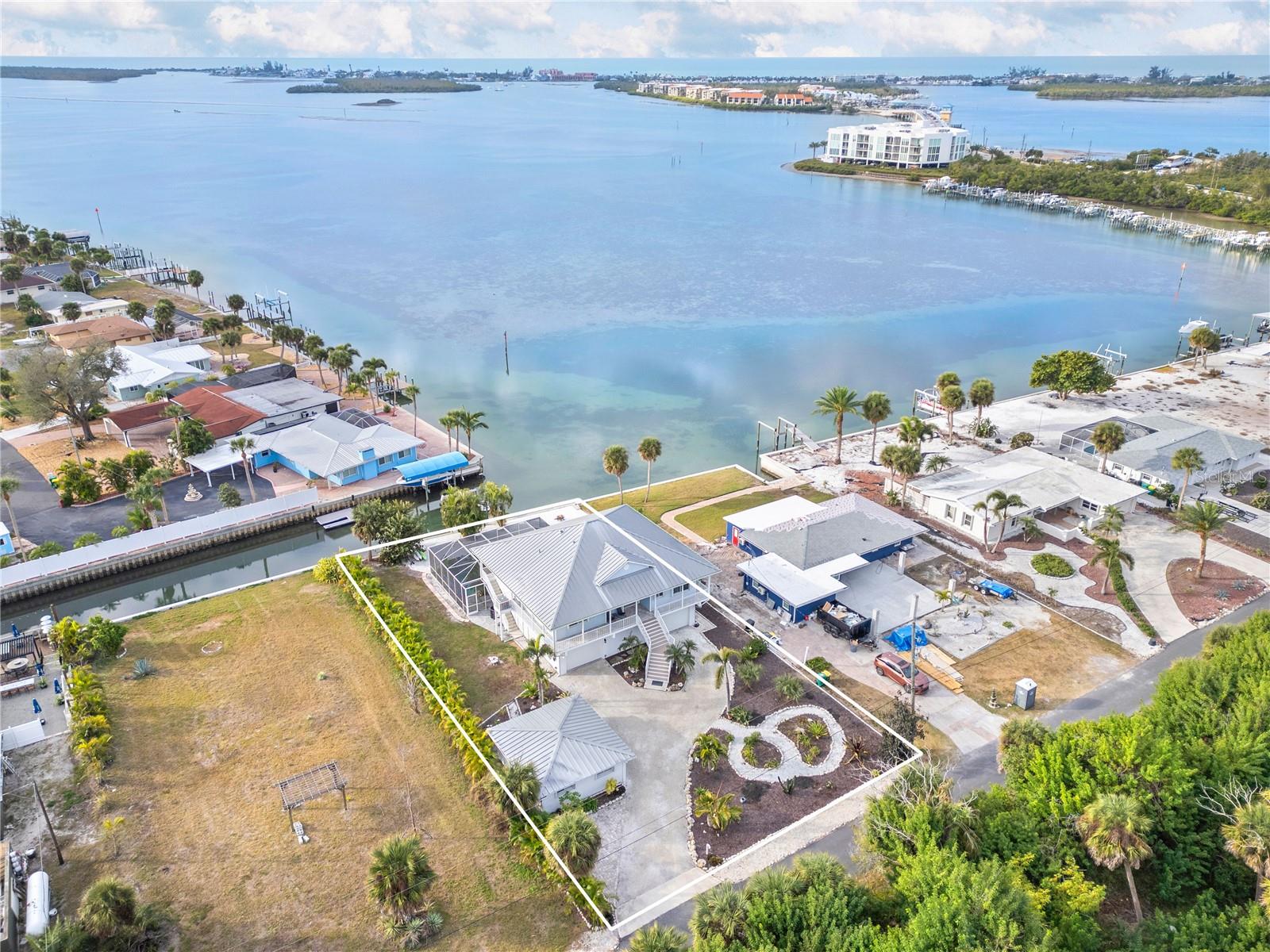 POINT PINES - Residential