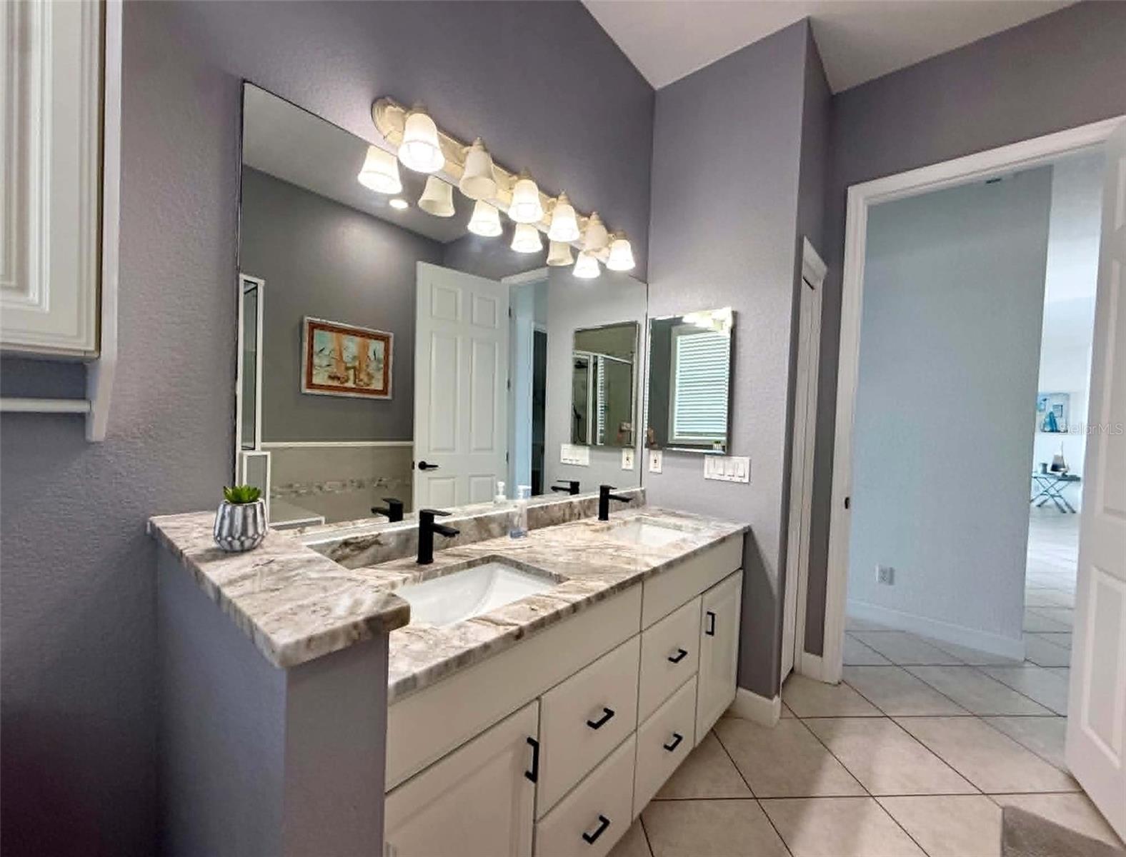 POINT PINES - Residential