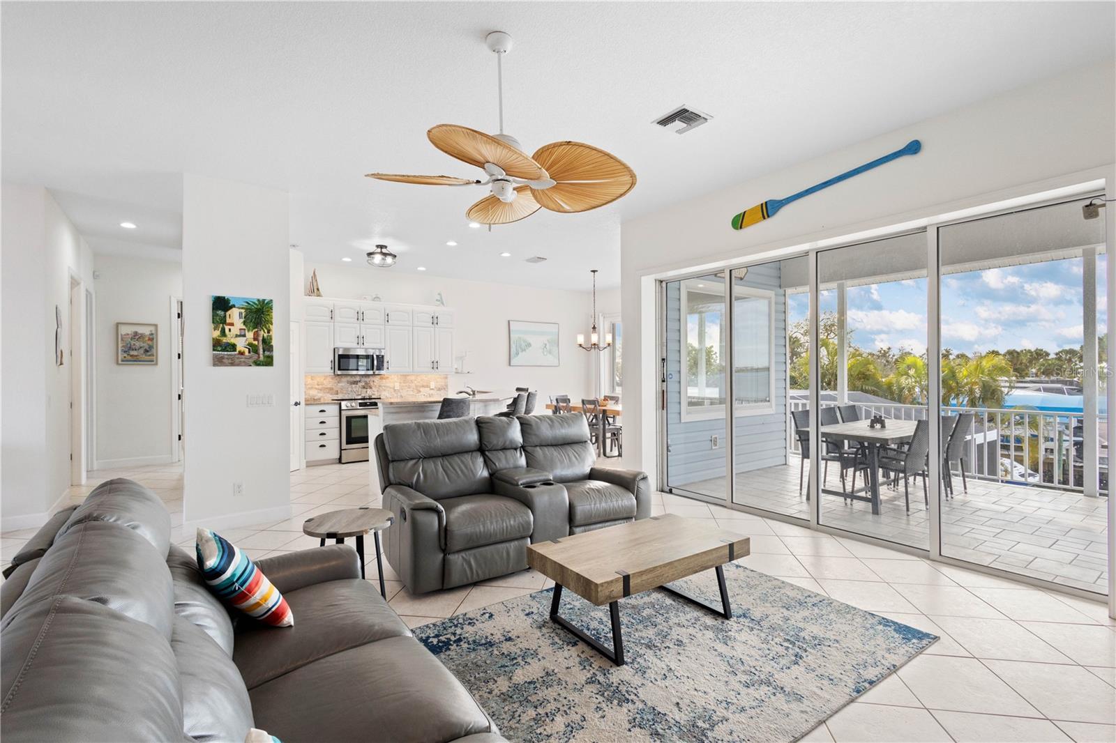 POINT PINES - Residential
