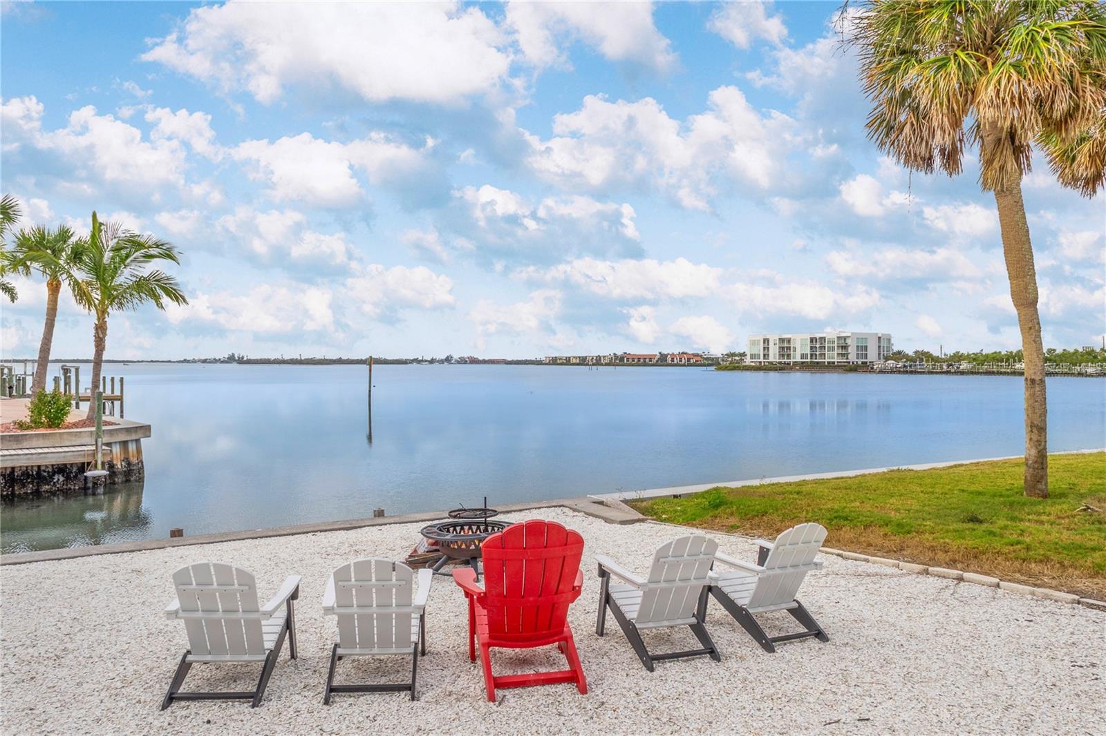 POINT PINES - Residential