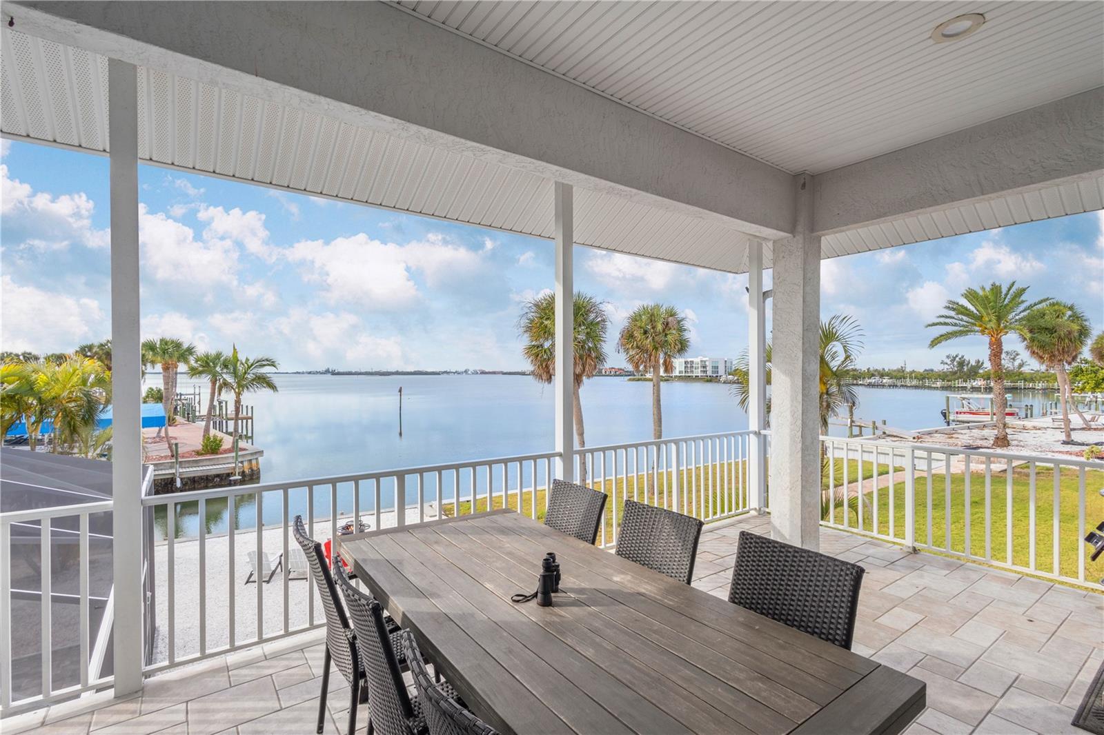 POINT PINES - Residential