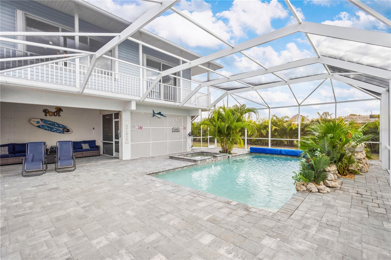 POINT PINES - Residential