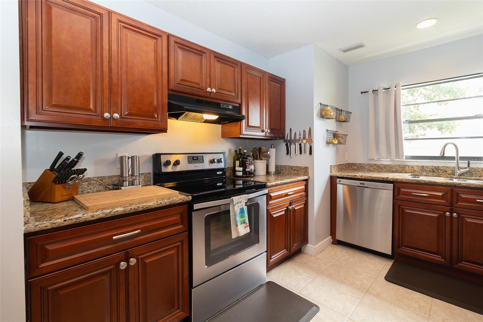 LAKEMONT UNIT 4 - Residential