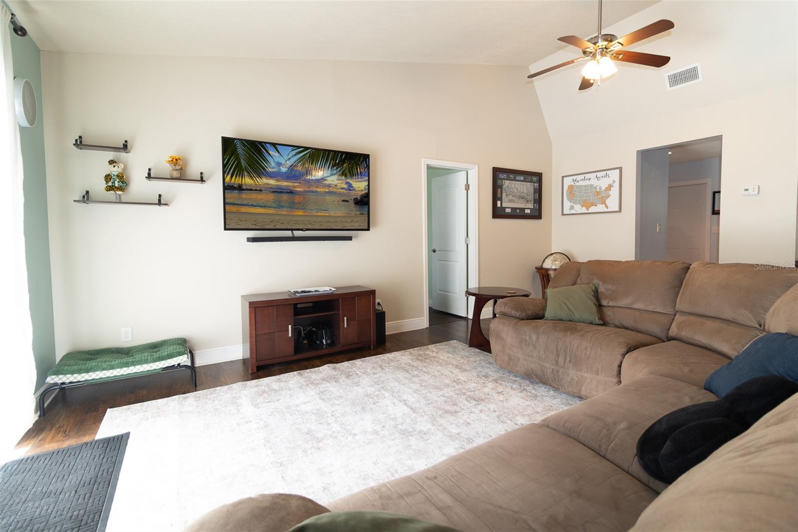 LAKEMONT UNIT 4 - Residential