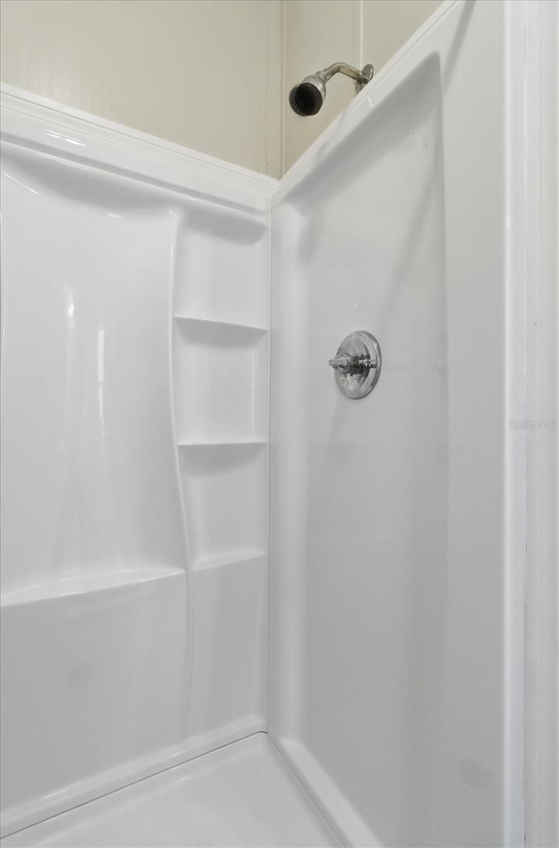 HOLIDAY ACRES UNIT 3 - Residential