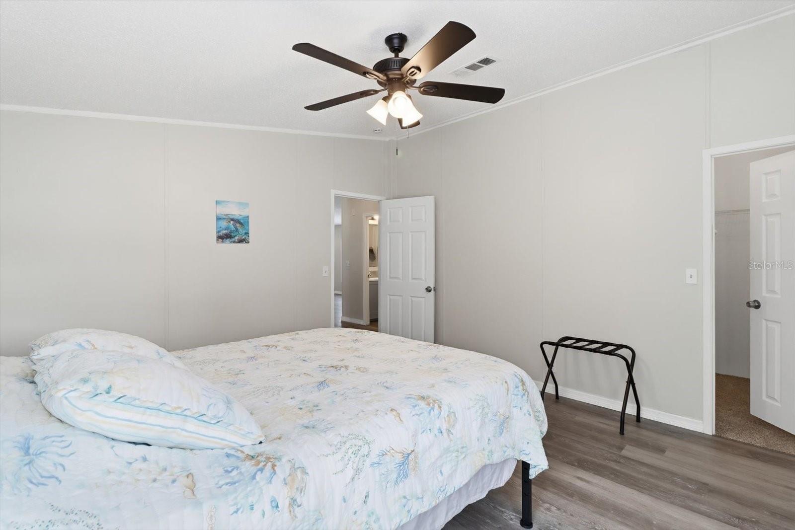 HOLIDAY ACRES UNIT 3 - Residential