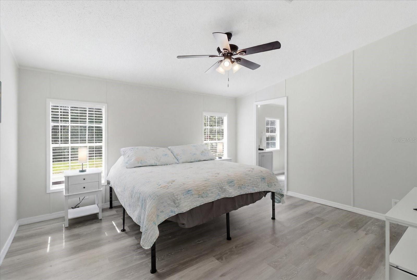 HOLIDAY ACRES UNIT 3 - Residential