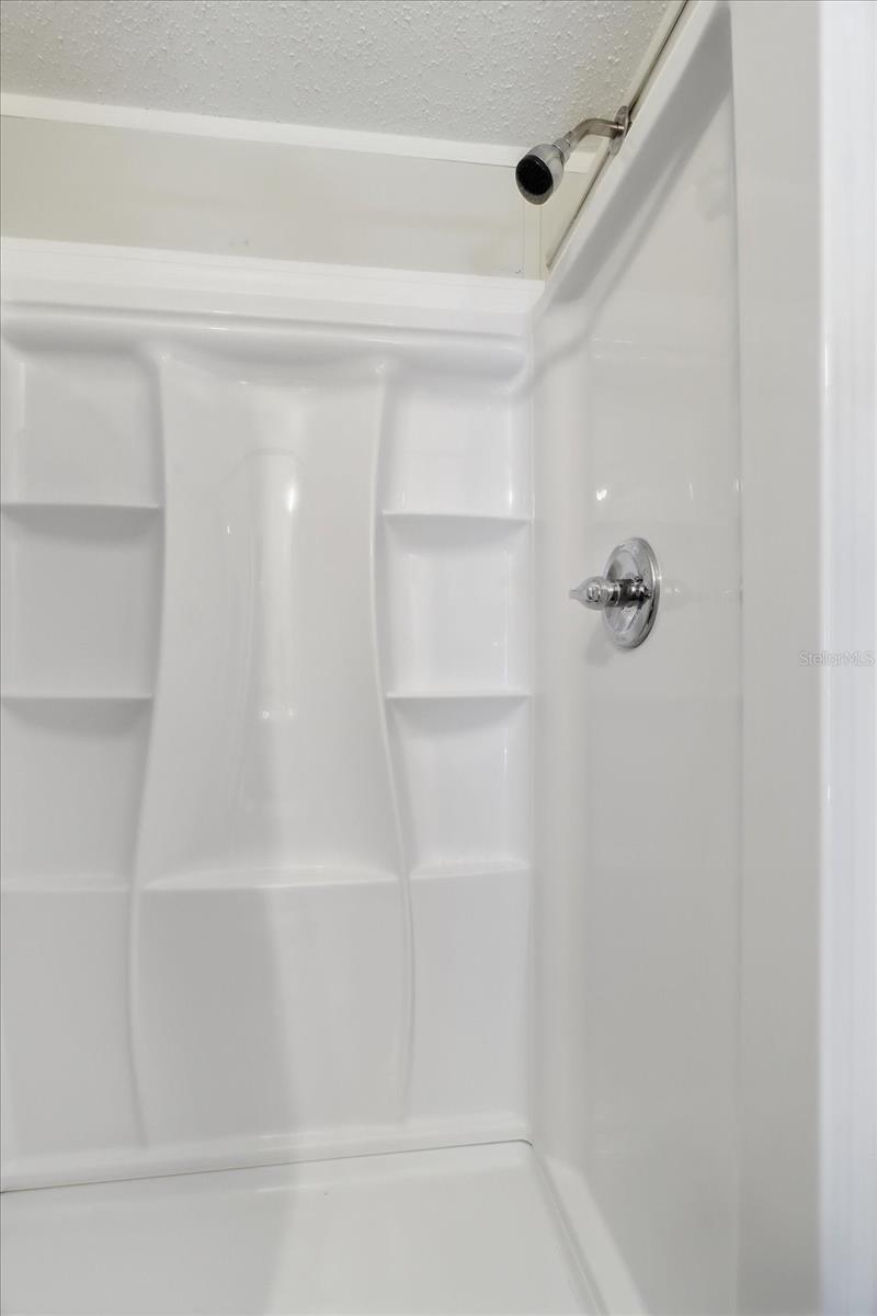 HOLIDAY ACRES UNIT 3 - Residential