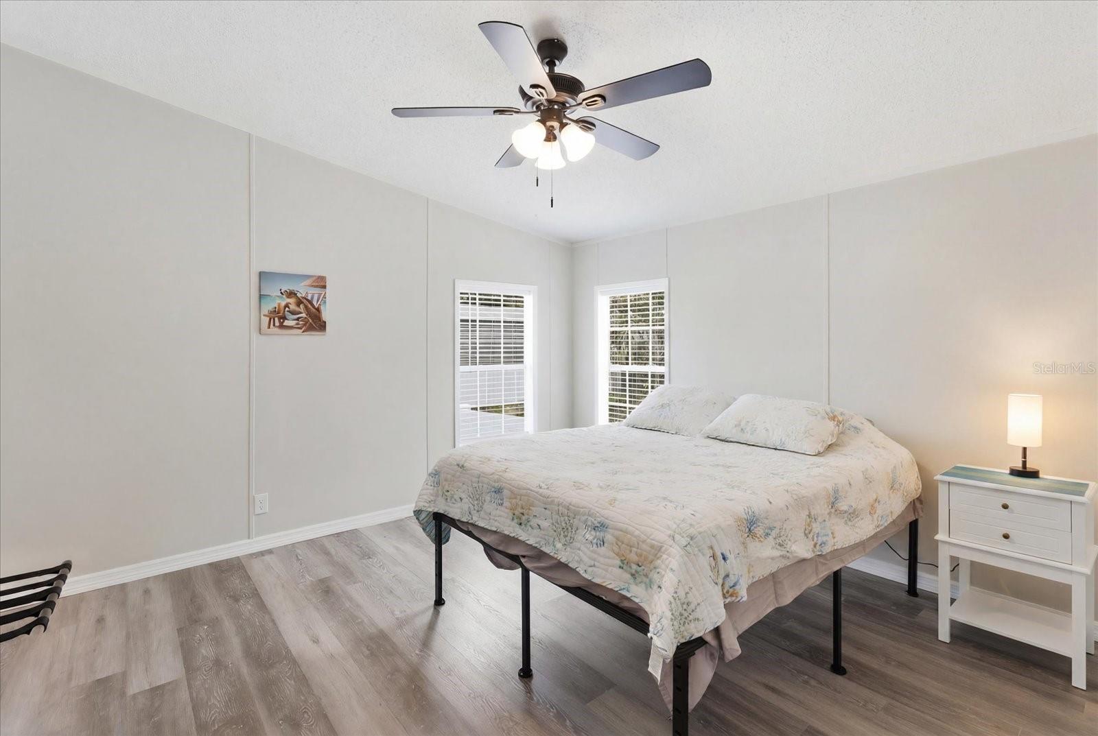 HOLIDAY ACRES UNIT 3 - Residential