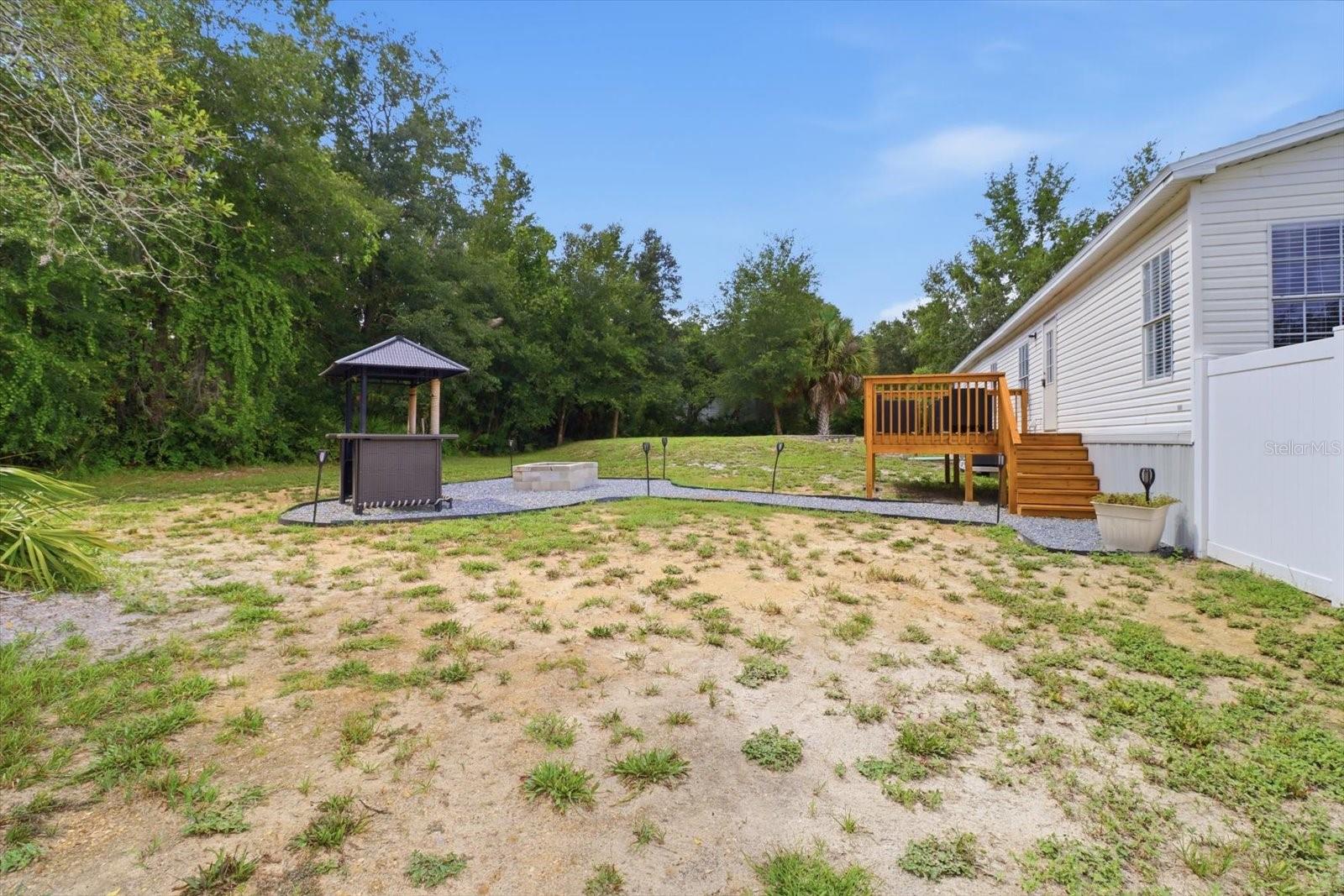 HOLIDAY ACRES UNIT 3 - Residential