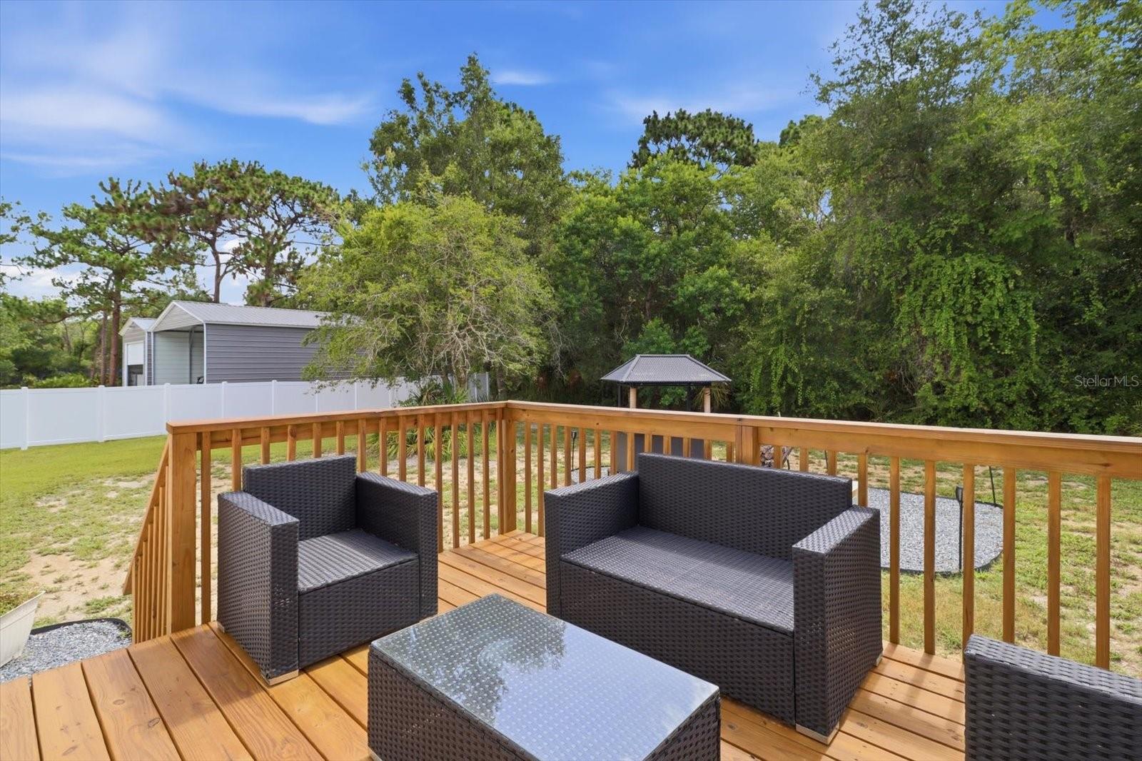 HOLIDAY ACRES UNIT 3 - Residential