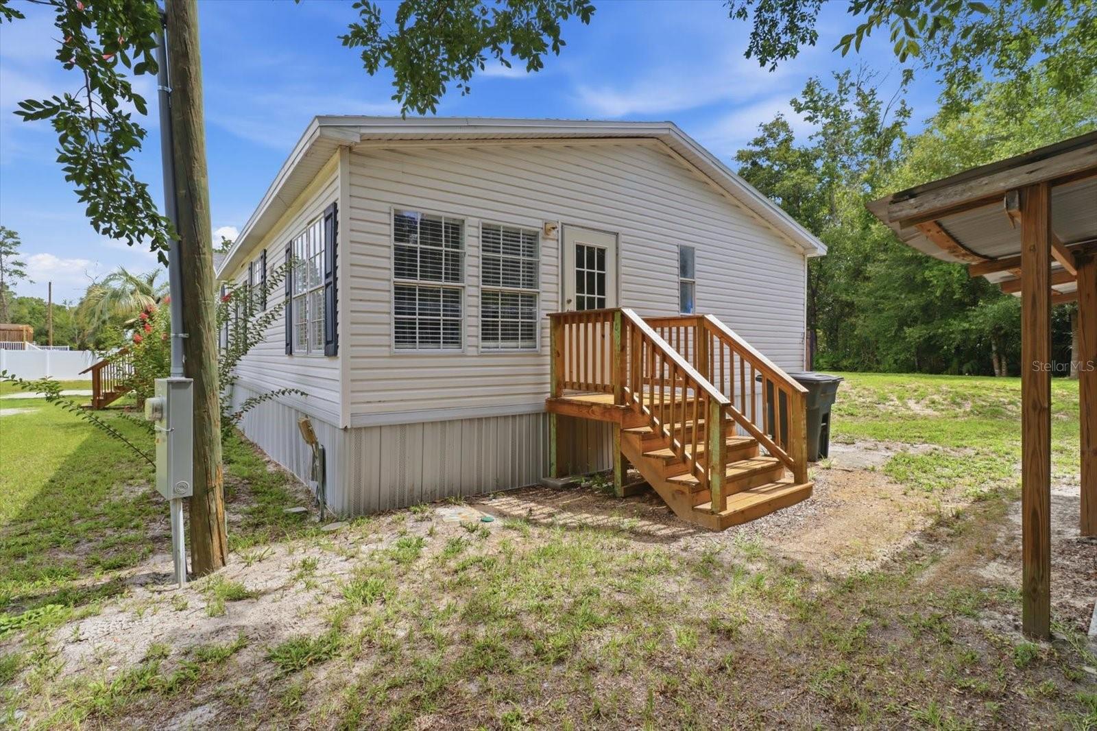 HOLIDAY ACRES UNIT 3 - Residential
