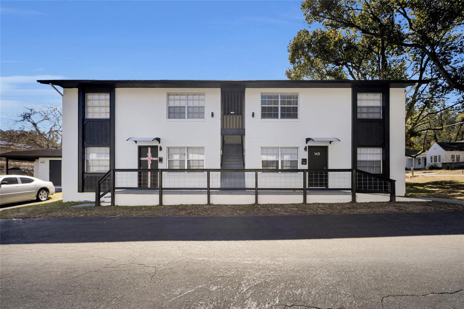 FORT KING OAKS - Residential Lease