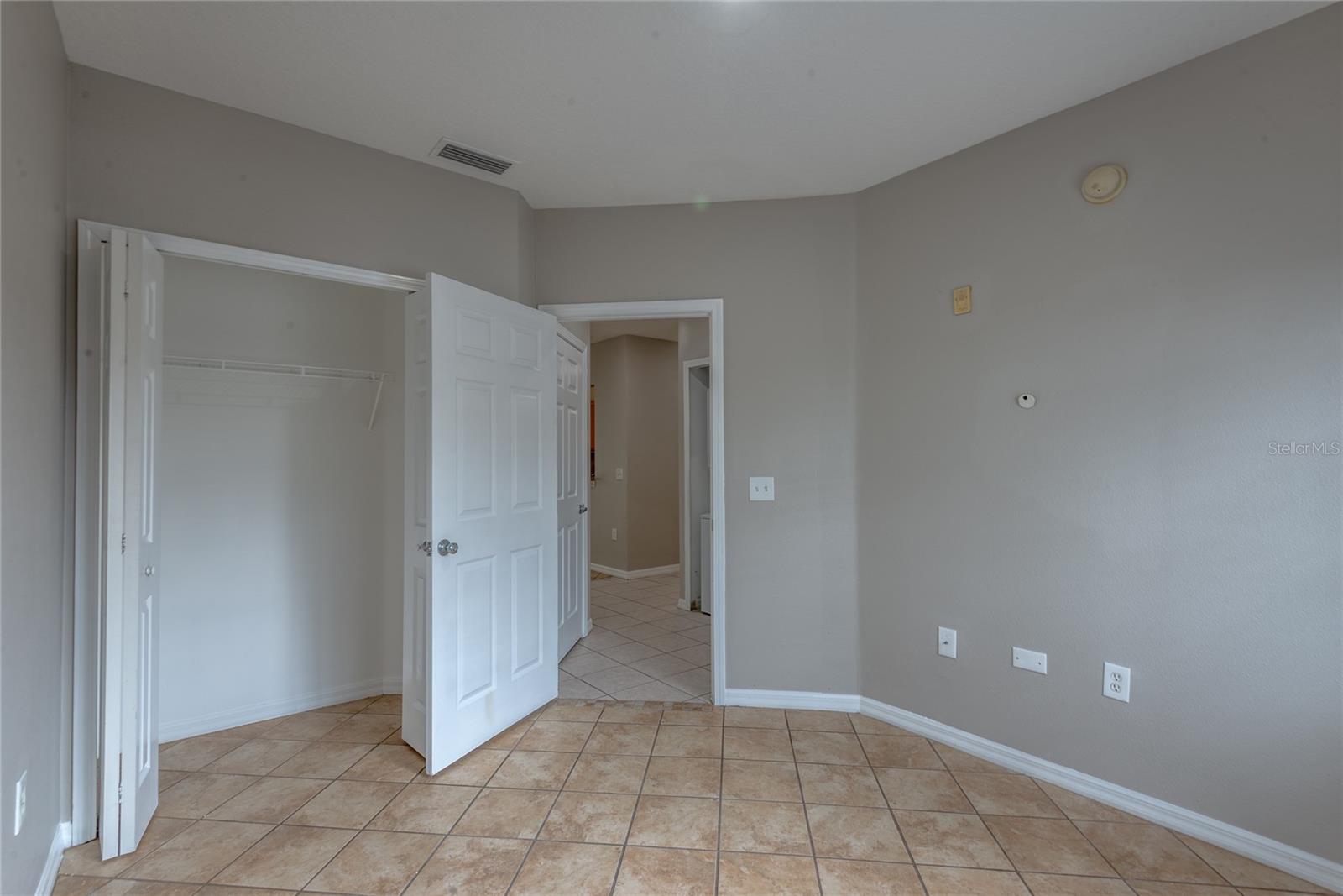 VILLAGES OF BLOOMINGDALE CONDO - Residential