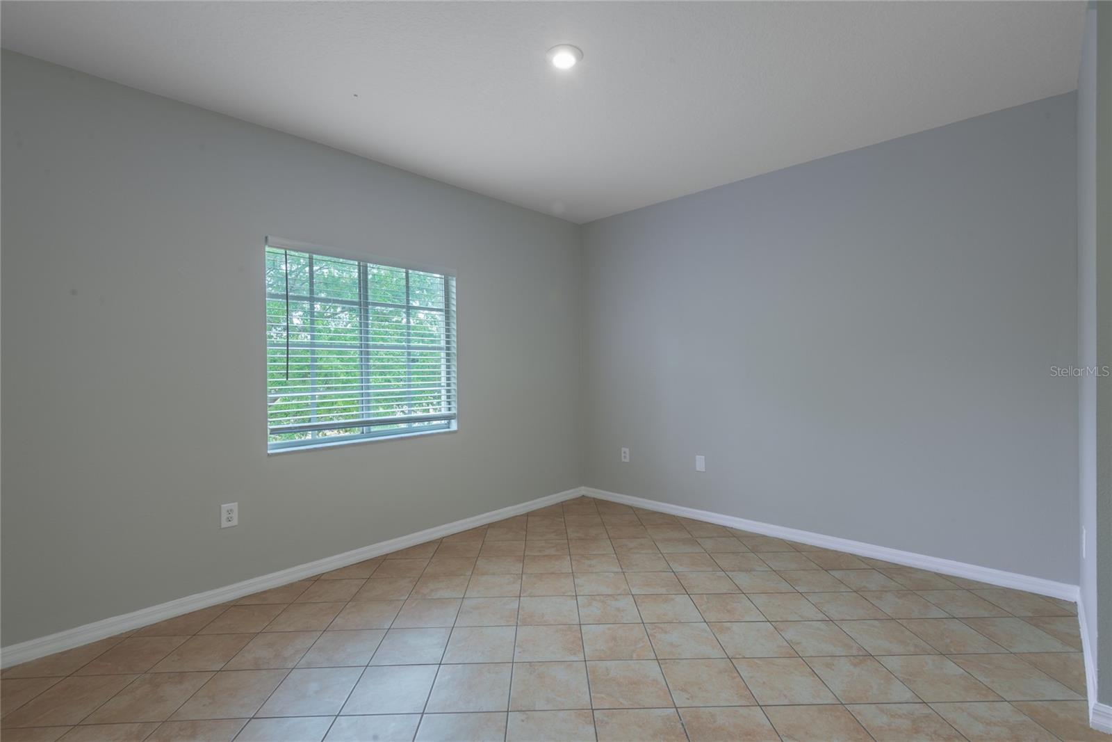 VILLAGES OF BLOOMINGDALE CONDO - Residential
