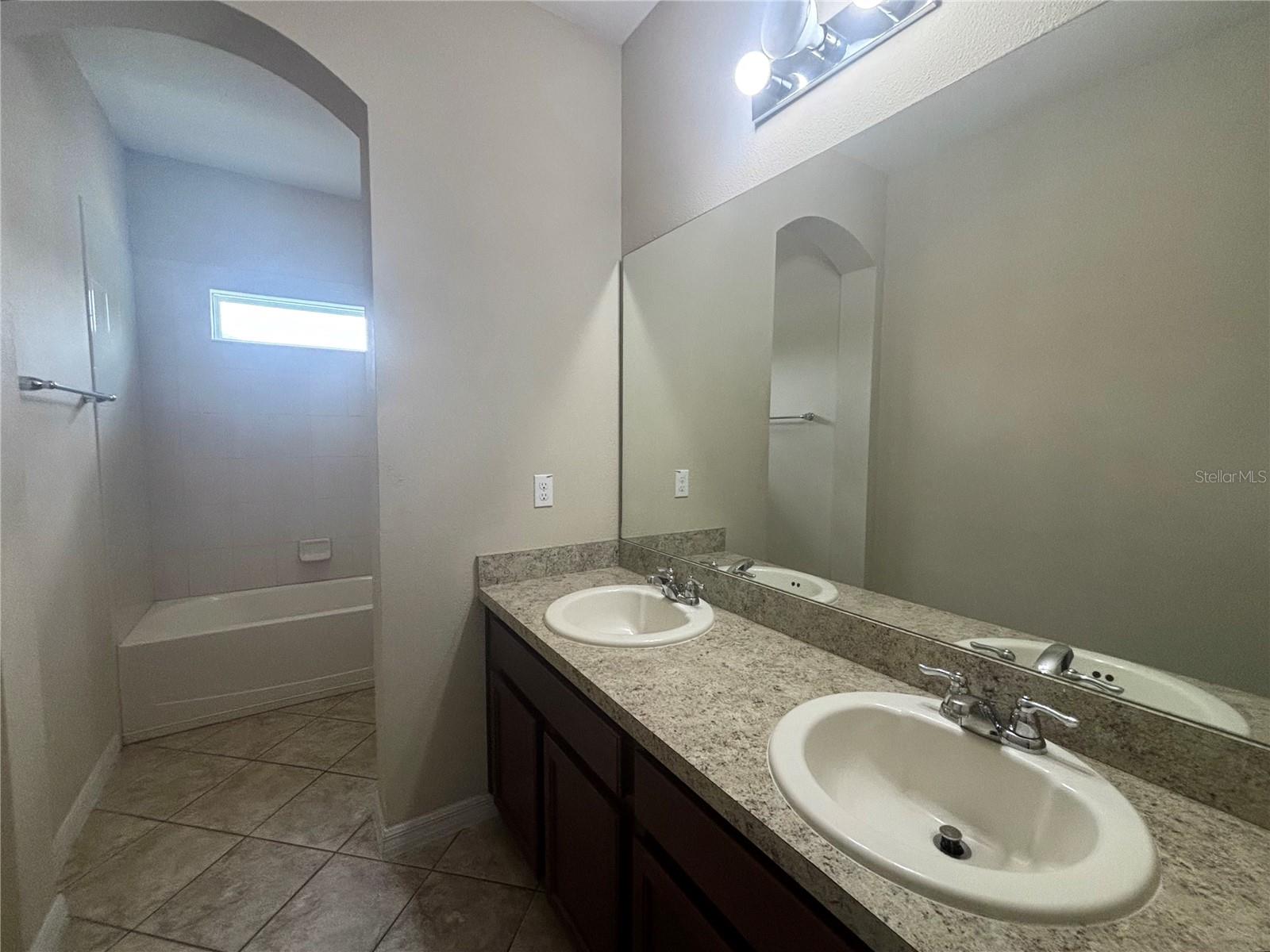STEVENS PLANTATION - Residential Lease
