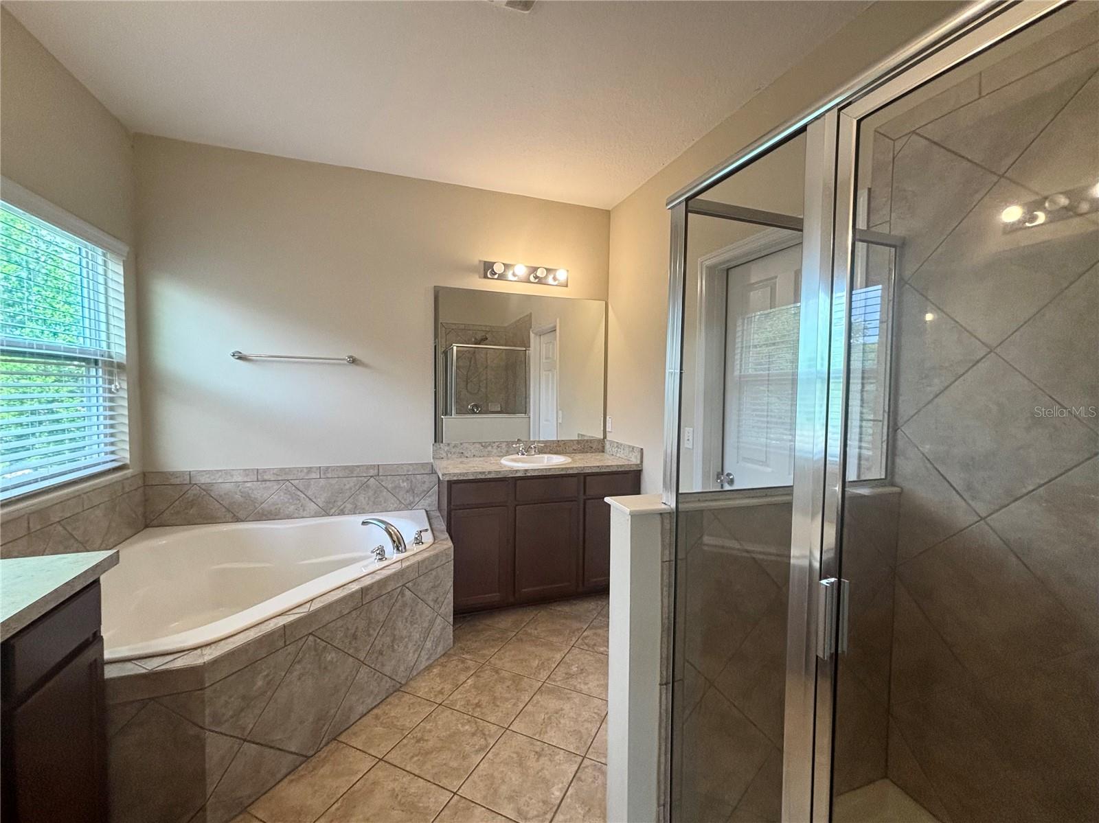 STEVENS PLANTATION - Residential Lease