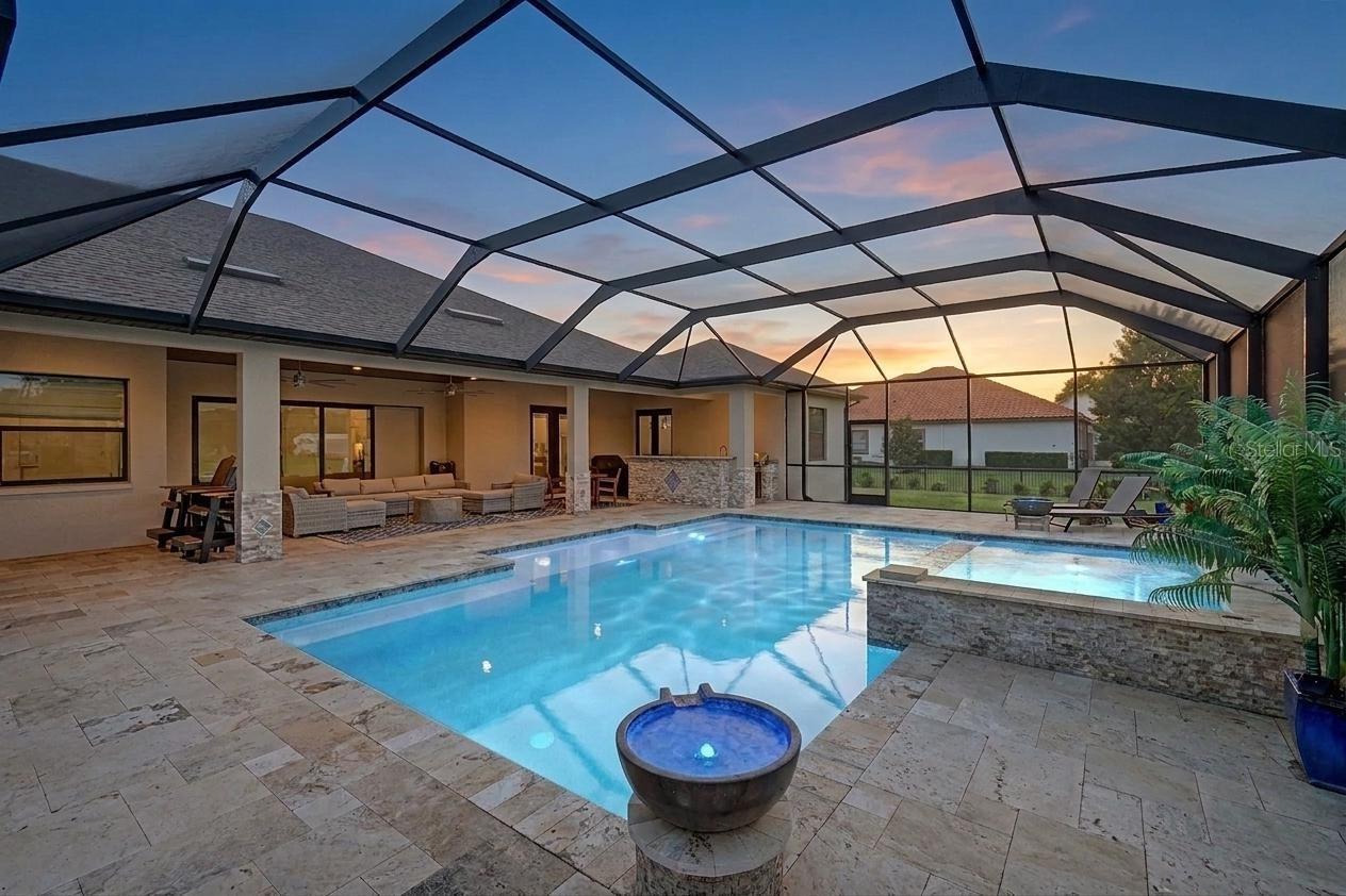 HAWK CREEK RESERVE - Residential