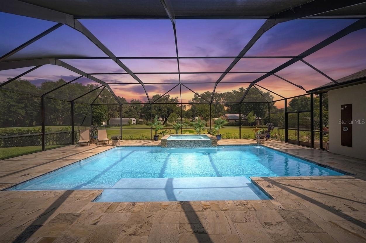 HAWK CREEK RESERVE - Residential