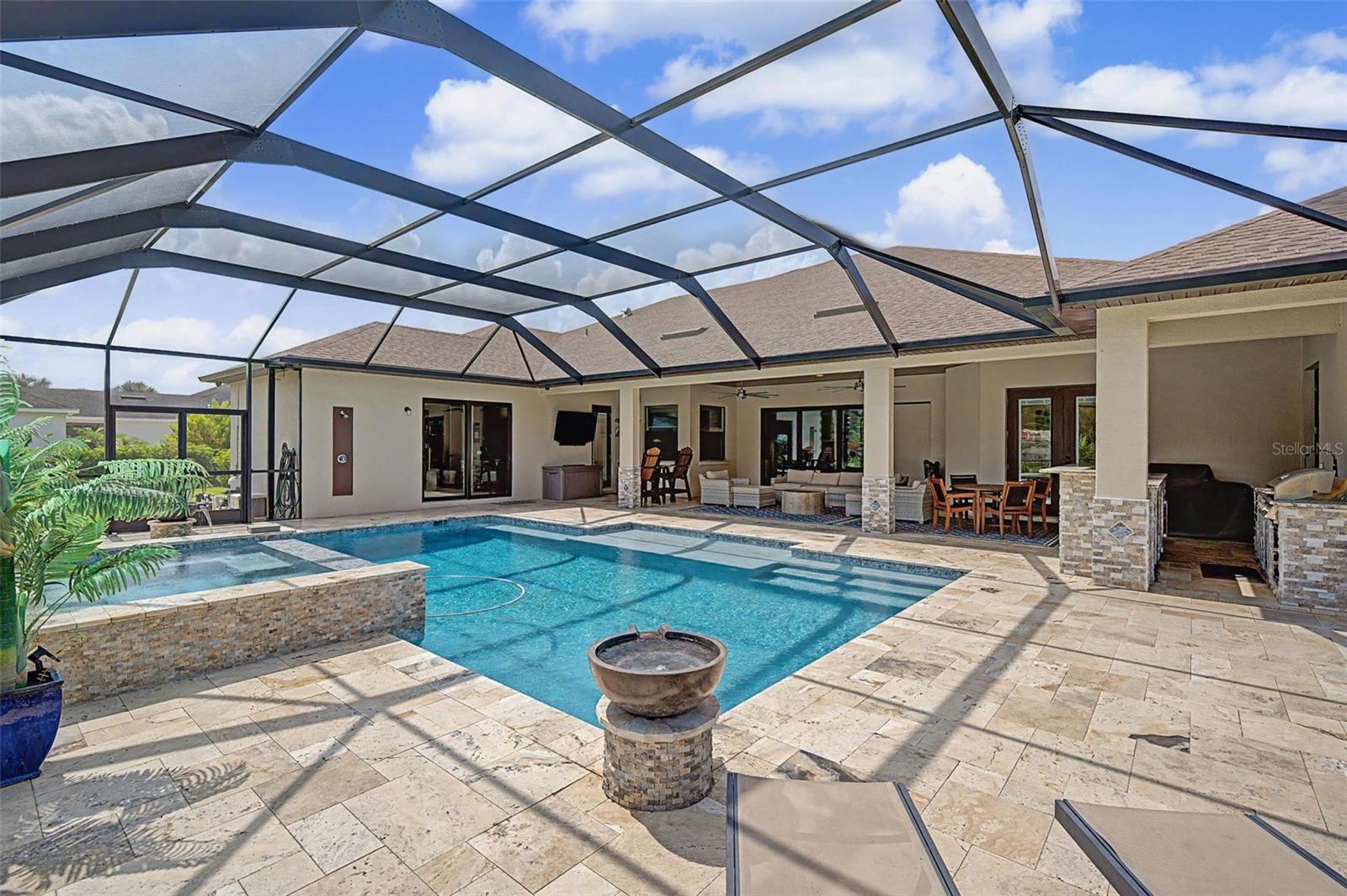 HAWK CREEK RESERVE - Residential