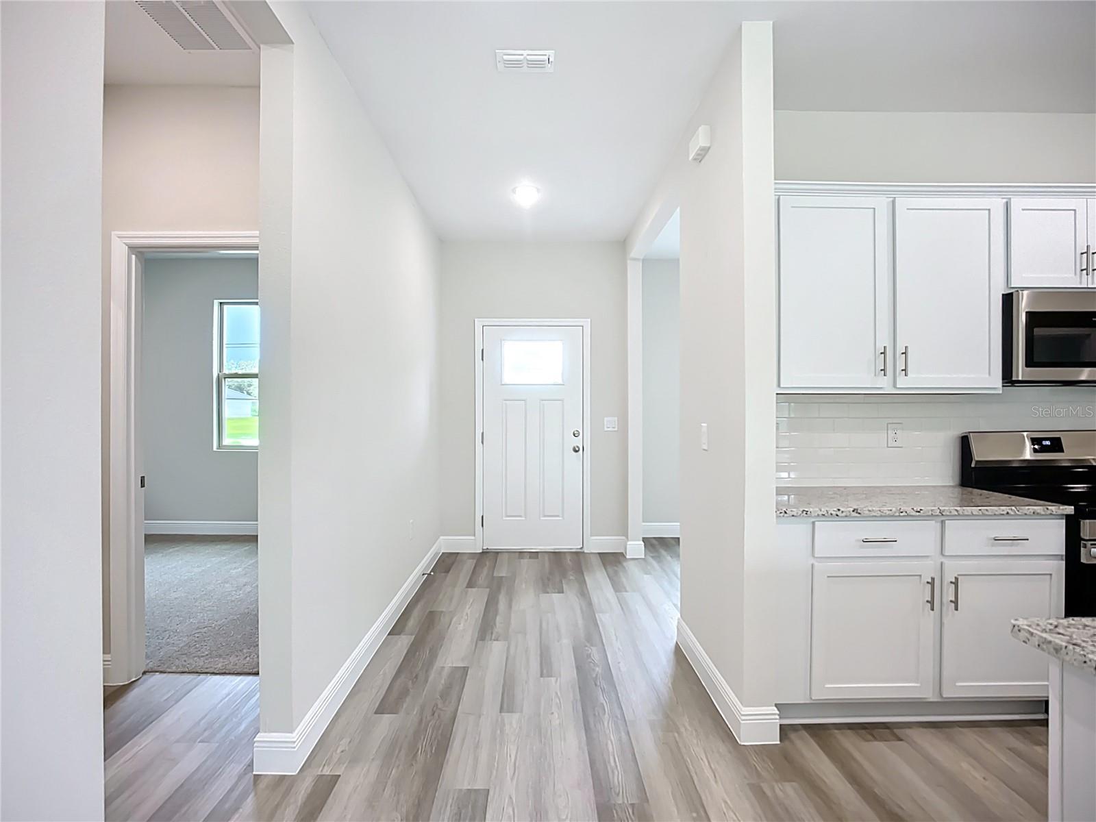 1547 - PORT CHARLOTTE SUB 16 - Residential