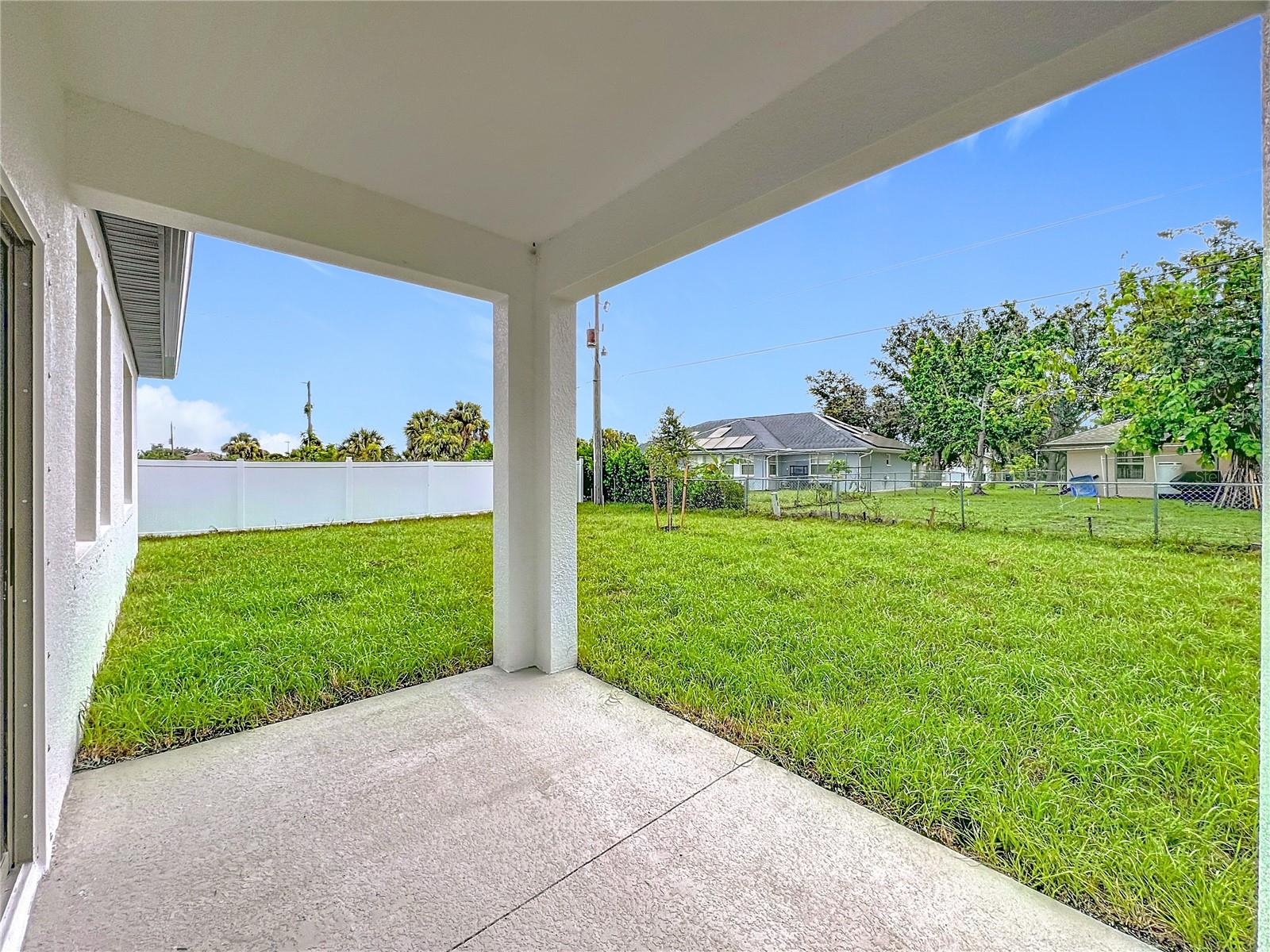 1547 - PORT CHARLOTTE SUB 16 - Residential