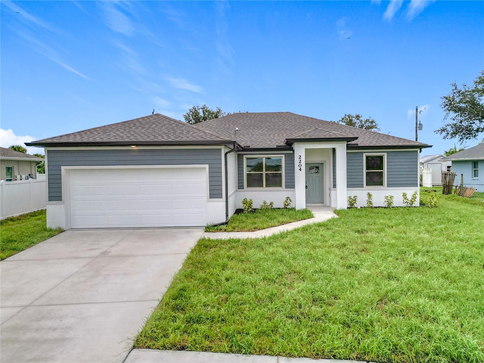 1547 - PORT CHARLOTTE SUB 16 - Residential