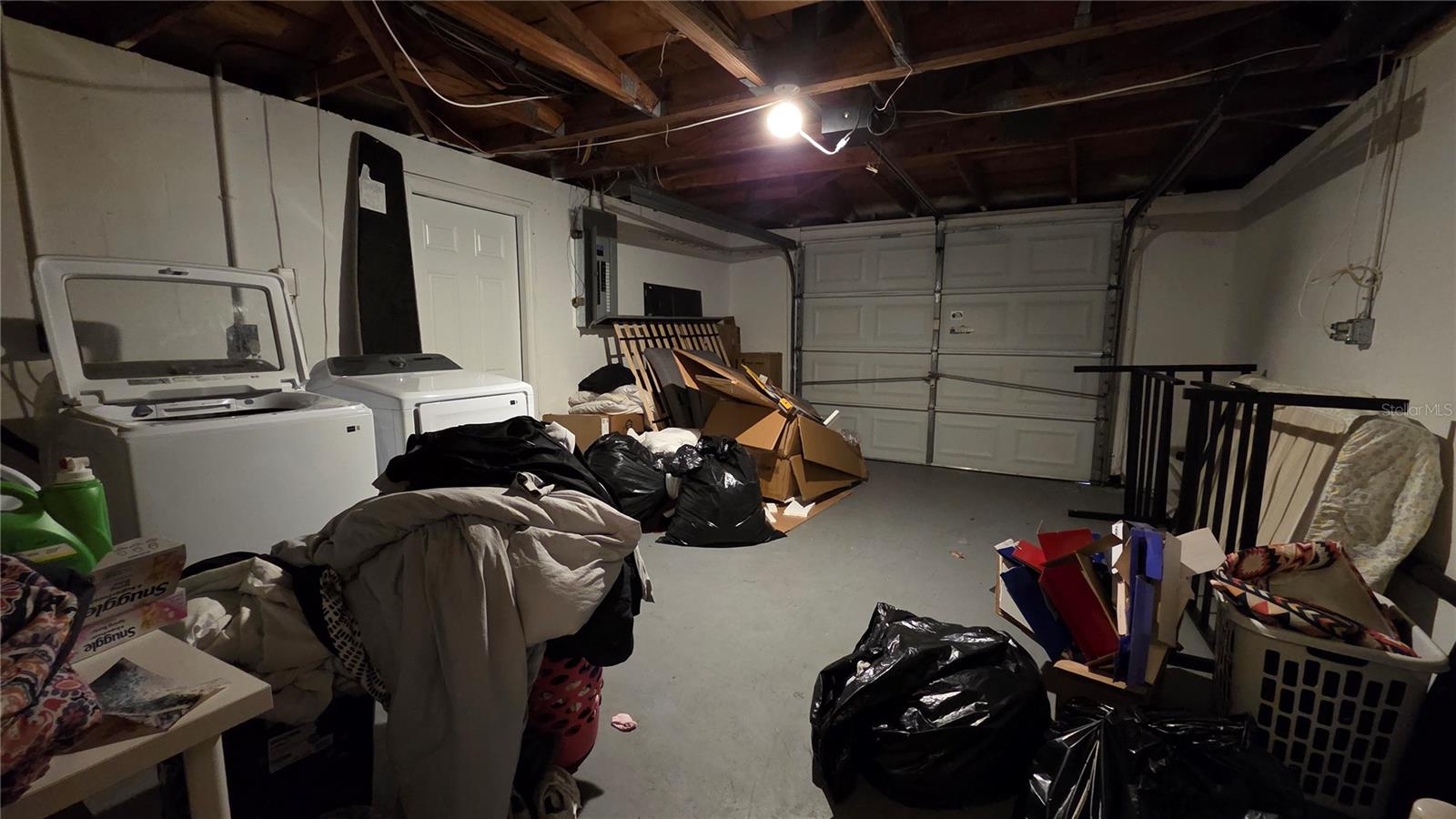 REGENCY PARK - Residential Lease