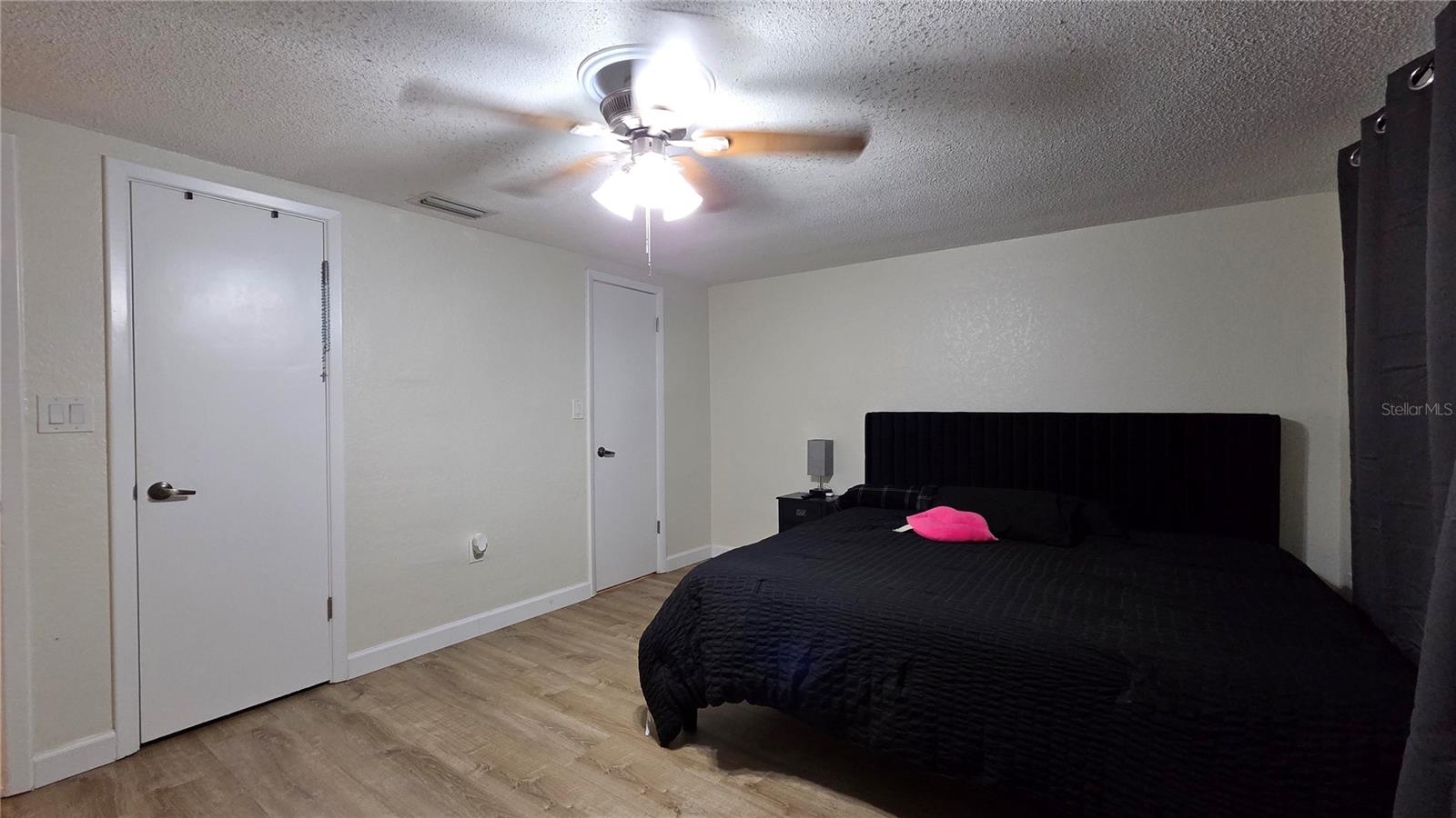 REGENCY PARK - Residential Lease
