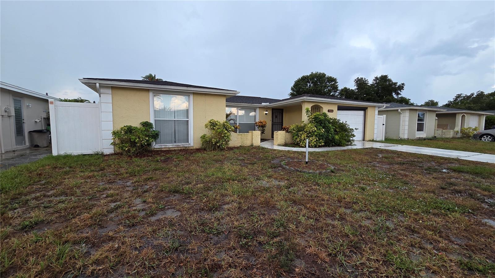 REGENCY PARK - Residential Lease