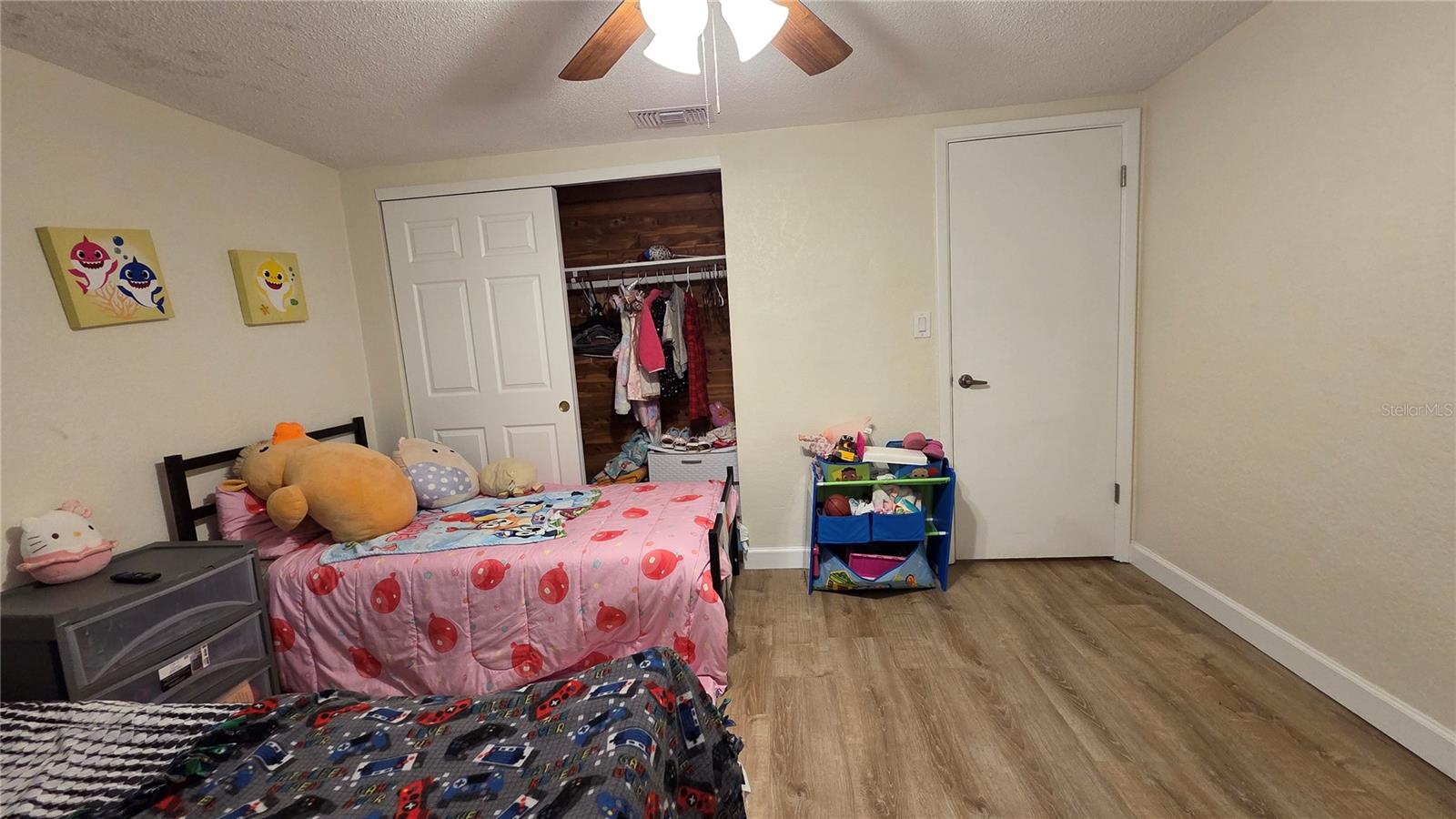 REGENCY PARK - Residential Lease