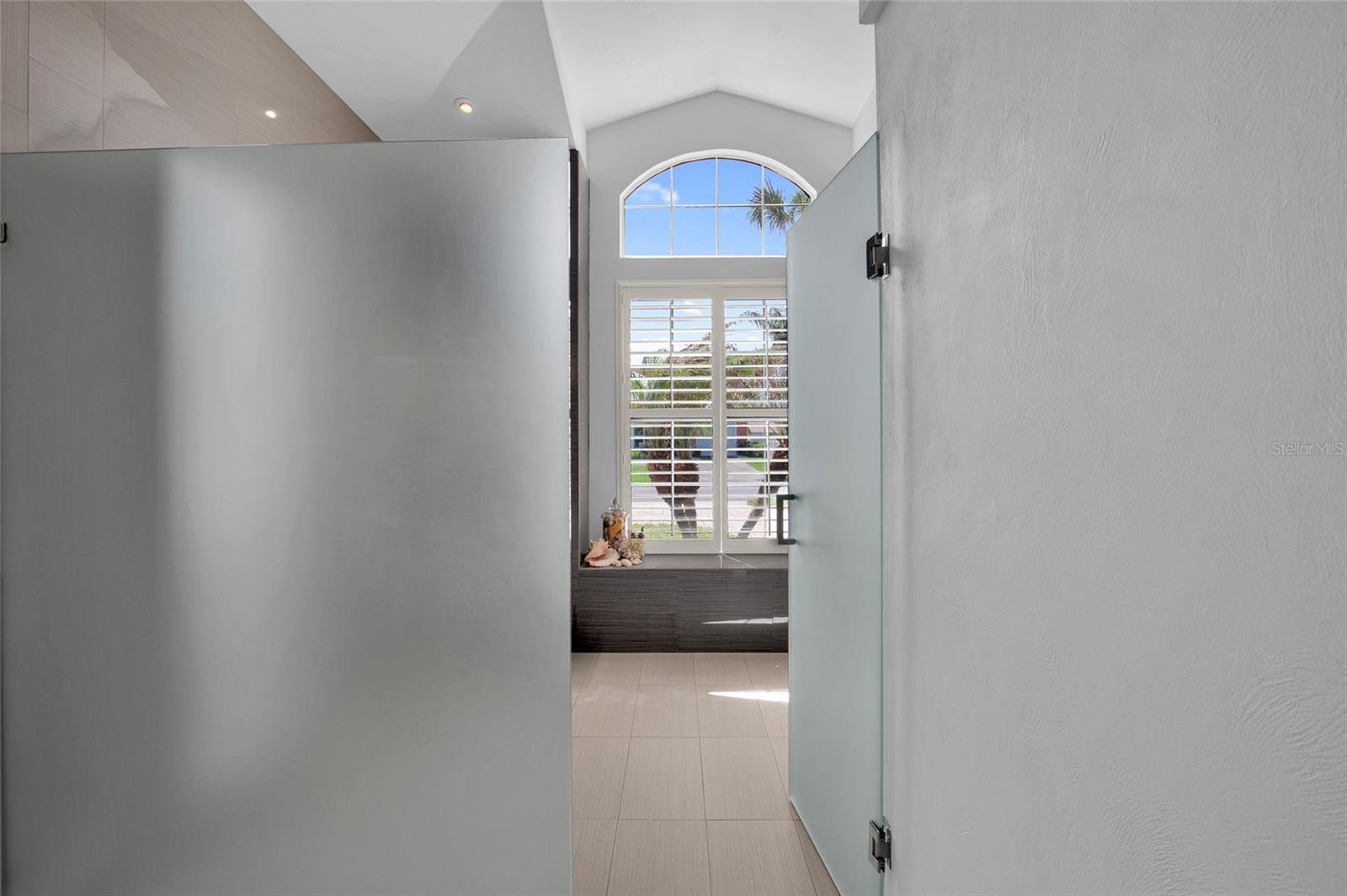 VENEZIA UNIT 04 - Residential