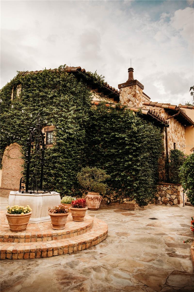 BELLA COLLINA HILLTOP - Residential