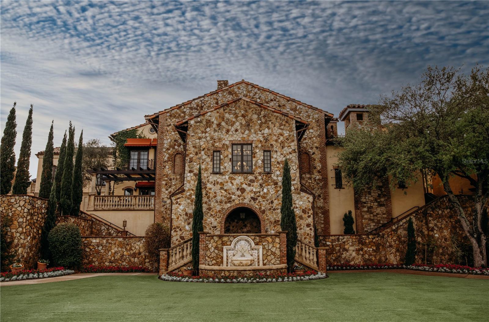 BELLA COLLINA HILLTOP - Residential