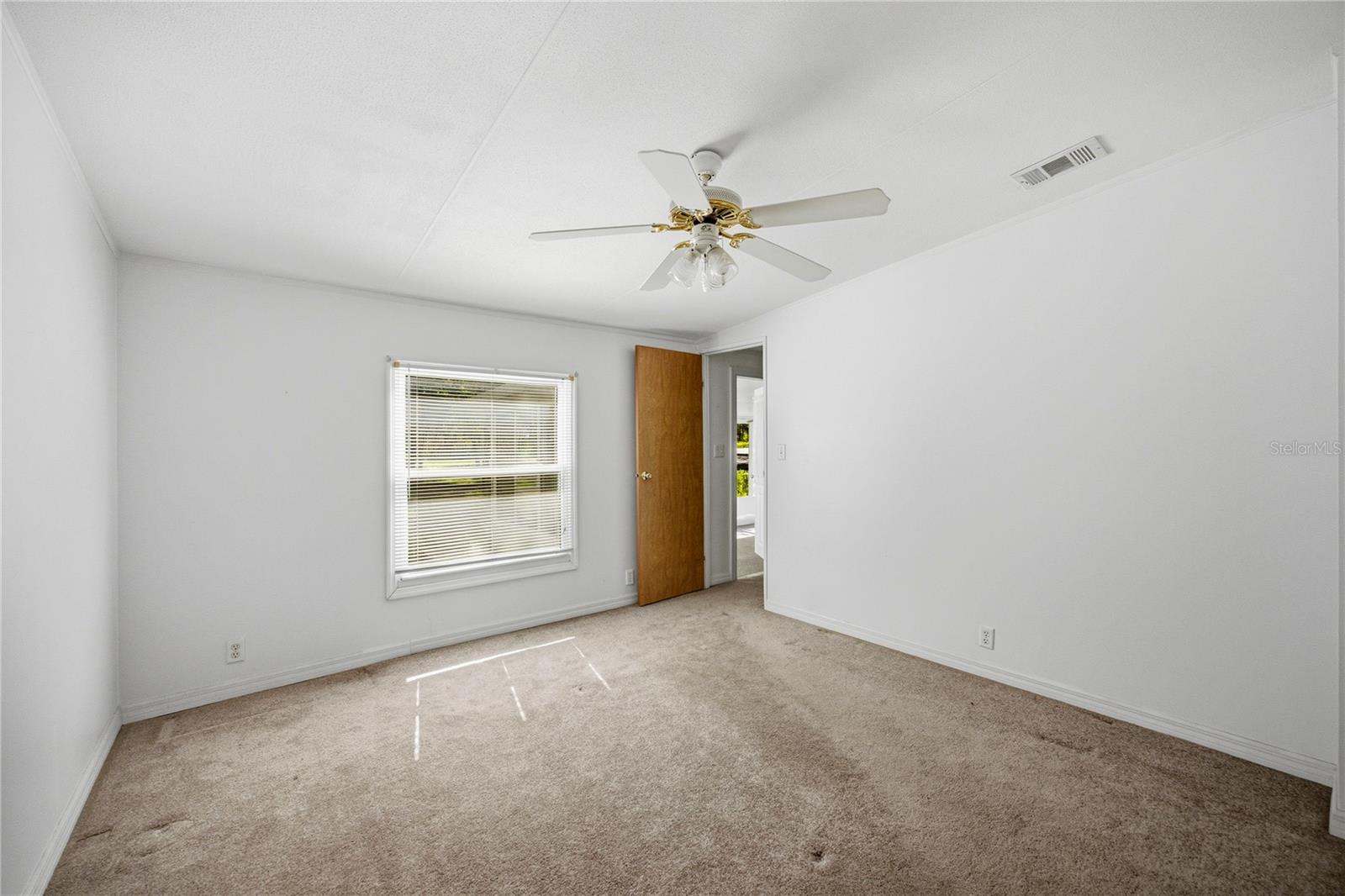 WILLISTON HIGHLANDS - Residential