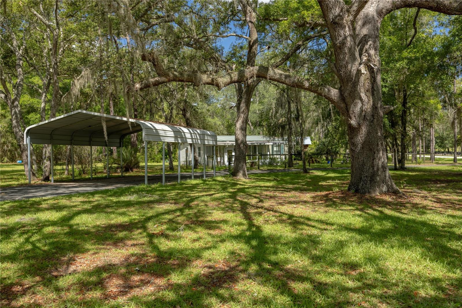 WILLISTON HIGHLANDS - Residential