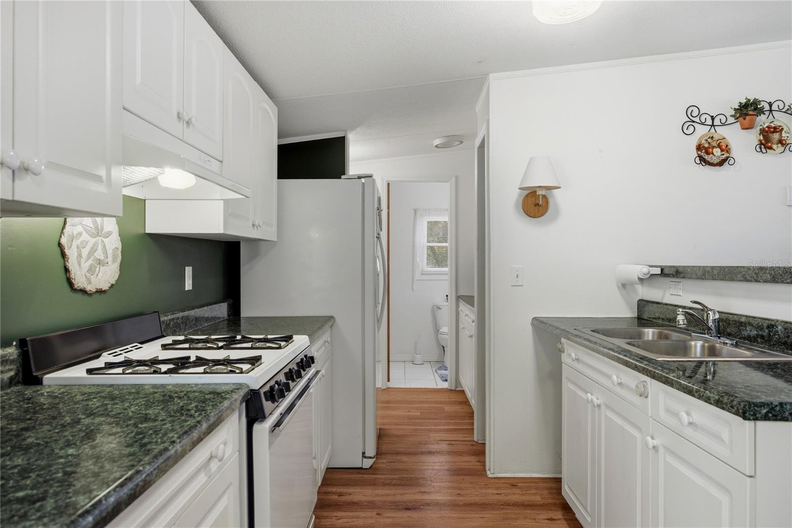 WILLISTON HIGHLANDS - Residential
