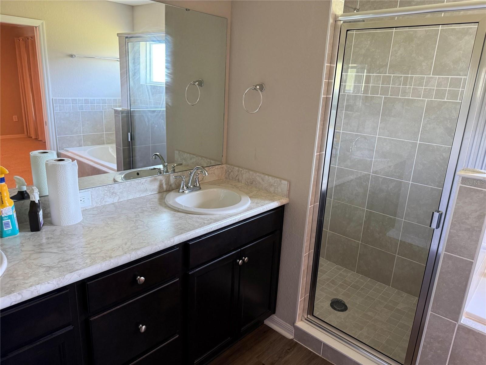 BENTLEY NORTH - Residential Lease