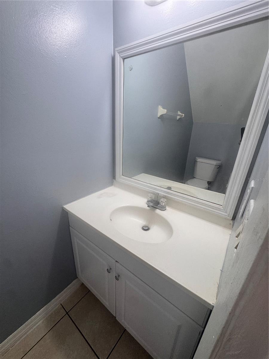 BVL GOLD COAST TWNHMS UNREC - Residential Lease