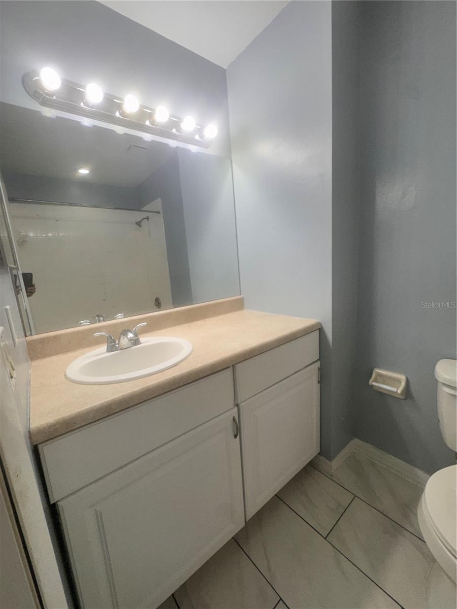 BVL GOLD COAST TWNHMS UNREC - Residential Lease