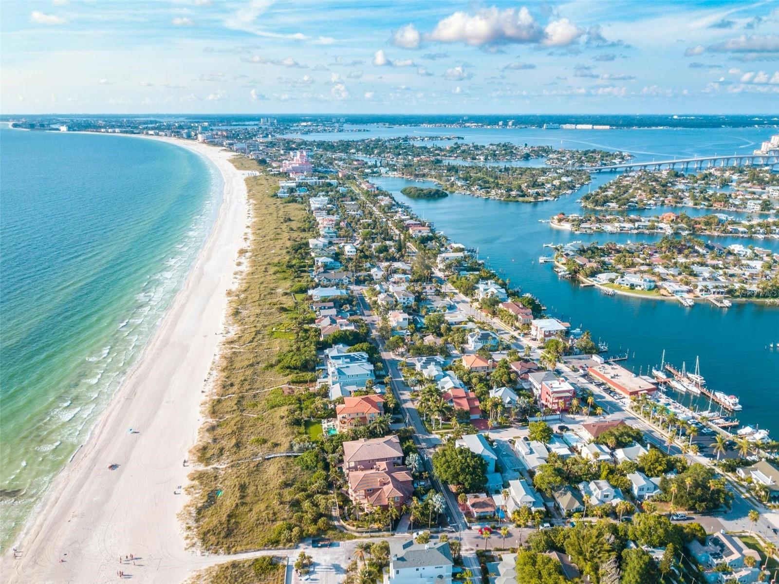 PASADENA SHORES - Residential