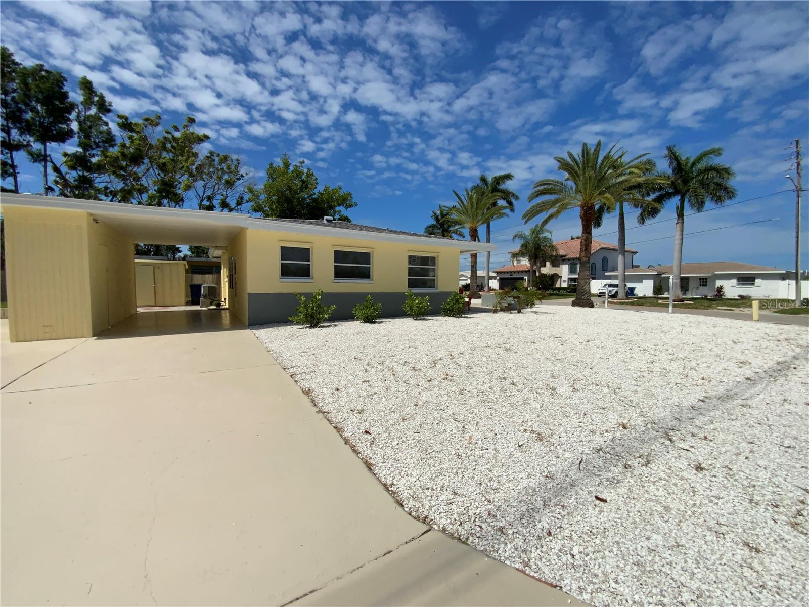 PASADENA SHORES - Residential