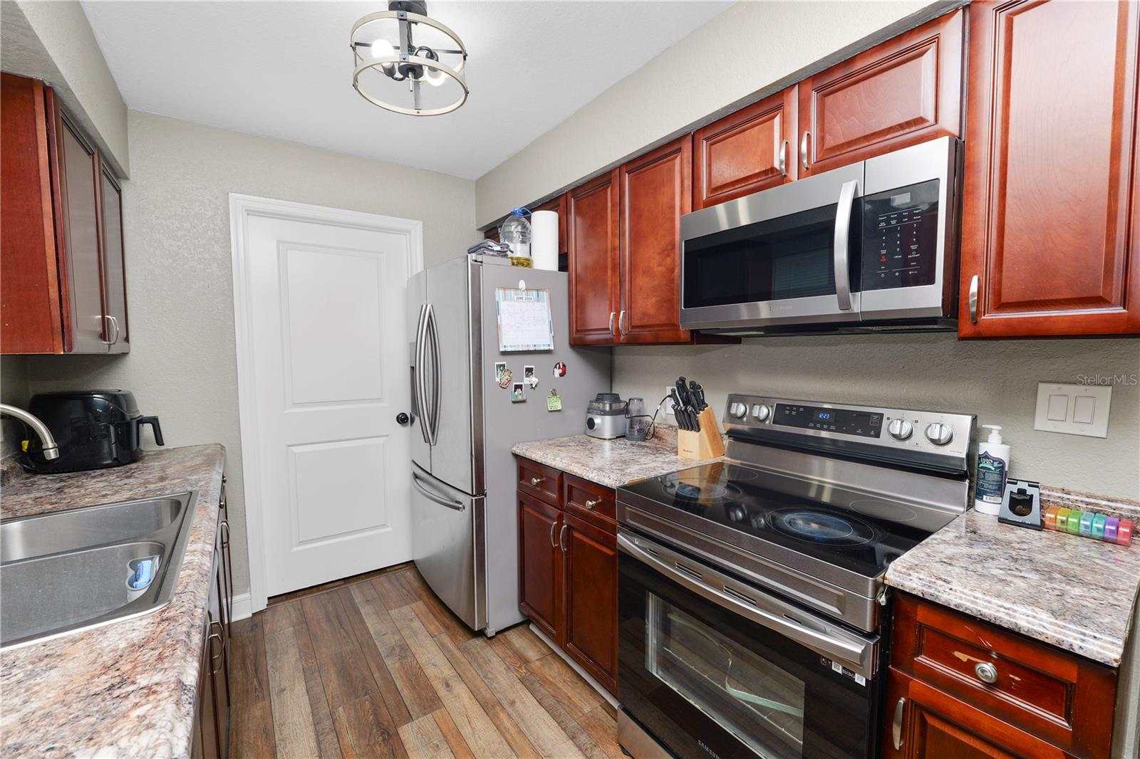 WHEELER HEIGHTS - Residential