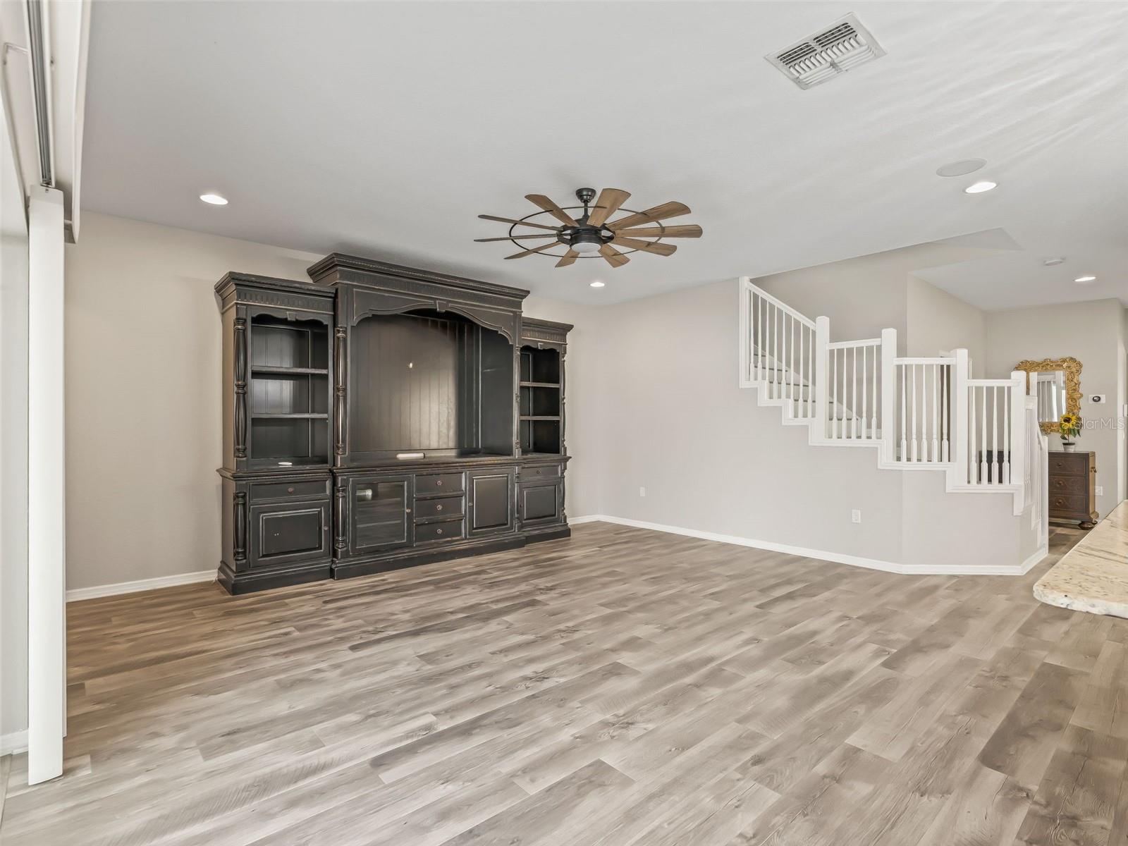VILLAGES OF PARKWOOD - Residential